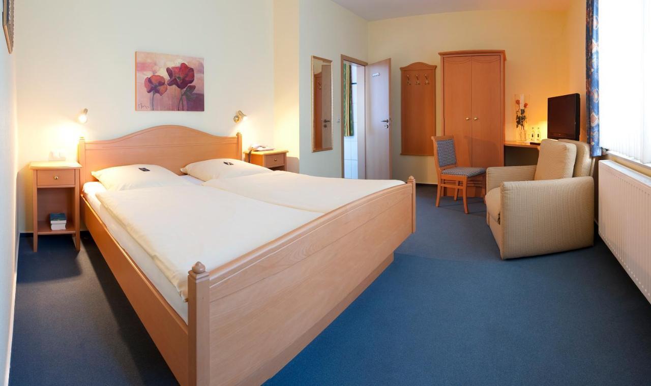 Hotel Familie Billenkamp Анкум Экстерьер фото